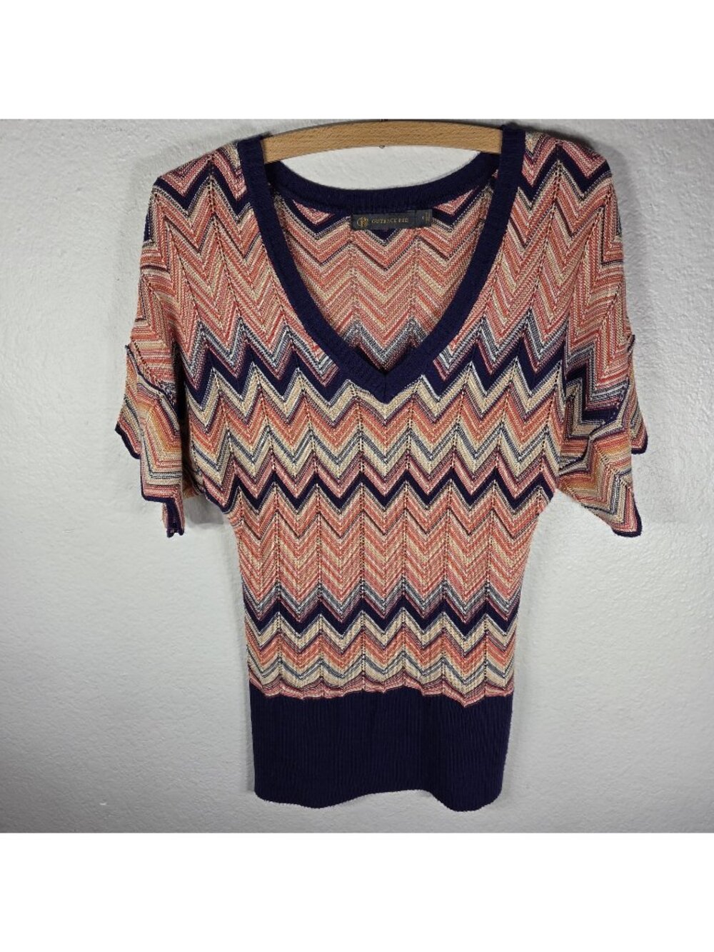 Vintage Outback Red Dolman Sleeves Knit Top Blouse Size S Chevron Pattern V-Neck